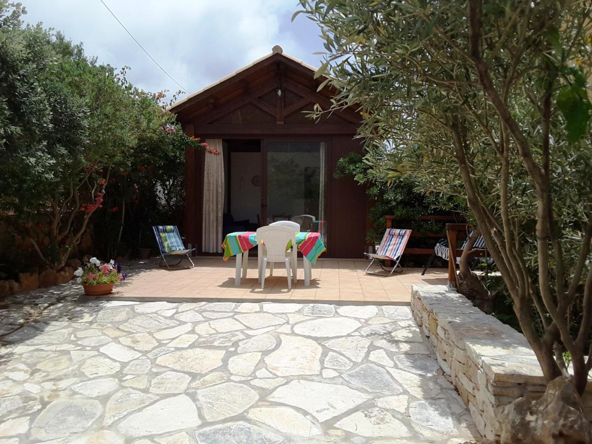 Il Rustico Di Pino Villa Custonaci Luaran gambar