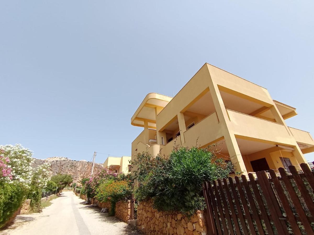 Il Rustico Di Pino Villa Custonaci Luaran gambar